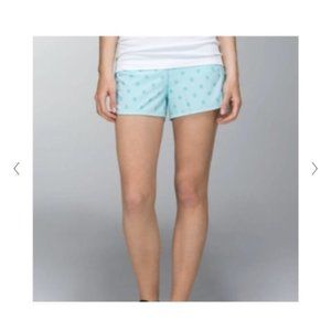 Lululemon Light  blue Polka Dot Speed Shorts Size 4